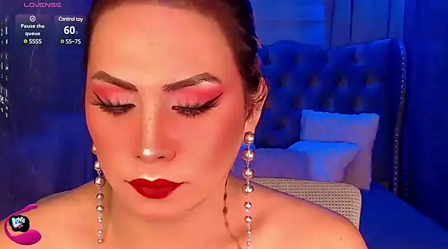 QUEEN GIAMOORE69 online show from 2, 3, 2025