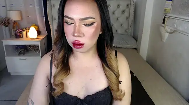 Snapshot of RebecaNextToYou chatting on 14, 12, 2024 RebecaNextToYou online show from 14, 12, 2024