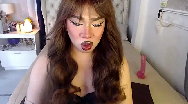 Snapshot of RebecaNextToYou chatting on 19, 12, 2024 RebecaNextToYou online show from 19, 12, 2024