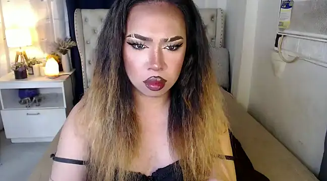 Snapshot of RebecaNextToYou chatting on 7, 1, 2025 RebecaNextToYou online show from 7, 1, 2025