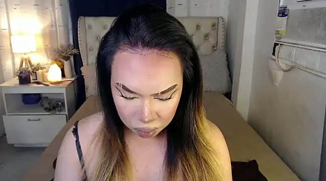 Snapshot of RebecaNextToYou chatting on 11, 1, 2025 RebecaNextToYou online show from 11, 1, 2025