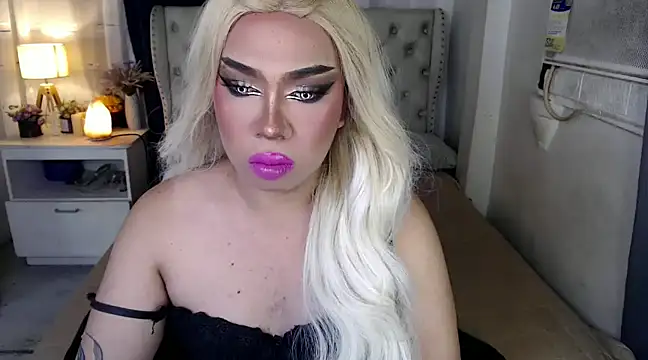 Snapshot of RebecaNextToYou chatting on 14, 1, 2025 RebecaNextToYou online show from 14, 1, 2025