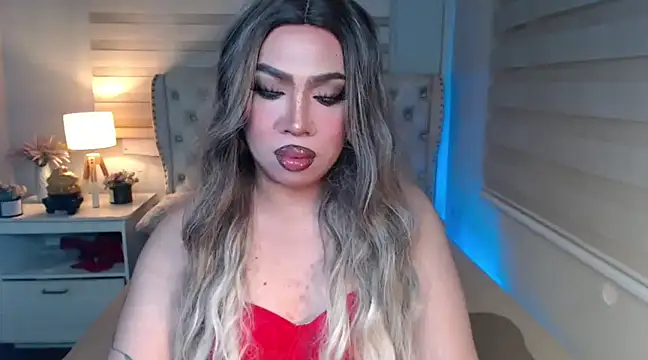 Snapshot of RebecaNextToYou chatting on 13, 2, 2025 RebecaNextToYou online show from 13, 2, 2025