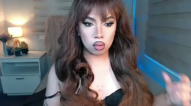 Snapshot of RebecaNextToYou chatting on 28, 2, 2025 RebecaNextToYou online show from 28, 2, 2025