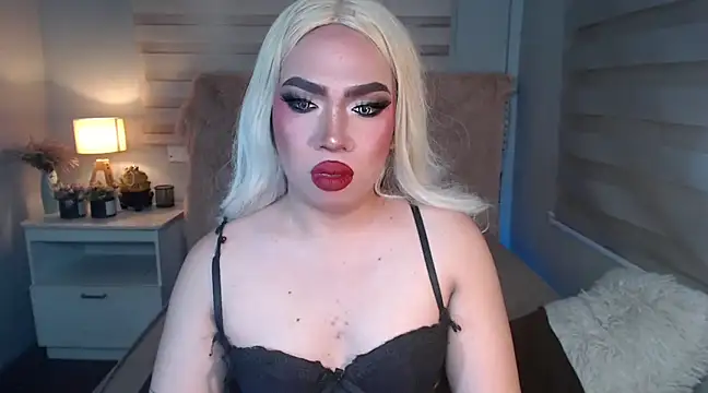 Snapshot of RebecaNextToYou chatting on 6, 3, 2025 RebecaNextToYou online show from 6, 3, 2025