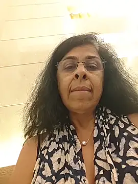 Susannemilf online show from 14, 2, 2026