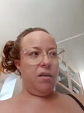 julimonroe online show from 19, 2, 2025