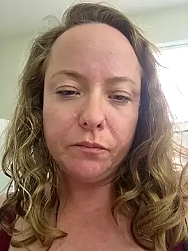 julimonroe online show from 17, 3, 2025