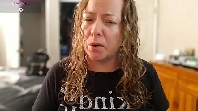 julimonroe online show from 9, 9, 2025