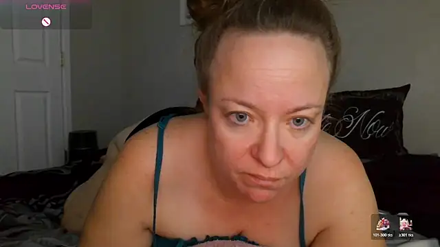 julimonroe online show from 18, 12, 2025