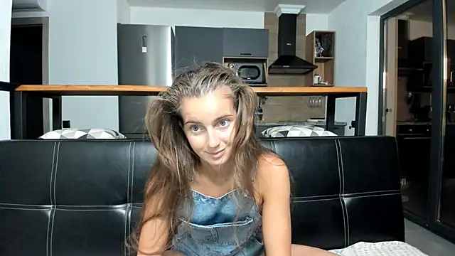 Snapshot of ElizSweet chatting on 5, 11, 2025 ElizSweet online show from 5, 11, 2025