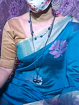 Snapshot of XBHUUME chatting on 22, 2, 2025 XBHUUME online show from 22, 2, 2025