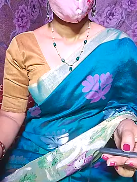 Snapshot of XBHUUME chatting on 4, 3, 2025 XBHUUME online show from 4, 3, 2025