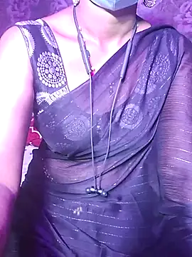 Snapshot of XBHUUME chatting on 11, 10, 2025 XBHUUME online show from 11, 10, 2025