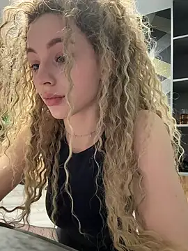 Camilla Railian online show from 27, 1, 2025