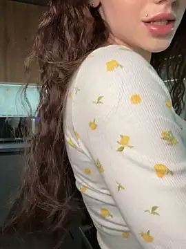 Camilla Railian online show from 12, 3, 2025