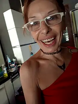 Snapshot of FrozenWaffle chatting on 6, 11, 2025 FrozenWaffle online show from 6, 11, 2025