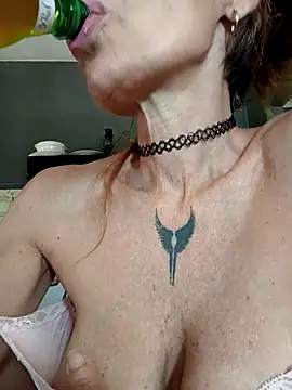 Snapshot of FrozenWaffle chatting on 3, 12, 2025 FrozenWaffle online show from 3, 12, 2025