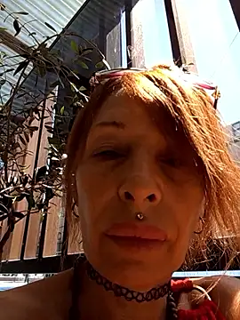 Snapshot of FrozenWaffle chatting on 17, 2, 2026 FrozenWaffle online show from 17, 2, 2026