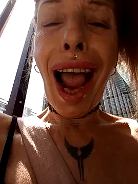 Snapshot of FrozenWaffle chatting on 18, 2, 2026 FrozenWaffle online show from 18, 2, 2026