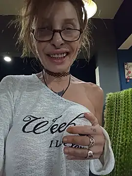 Snapshot of FrozenWaffle chatting on 18, 7, 2026 FrozenWaffle online show from 18, 7, 2026