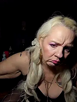 ladonnastarr online show from 10, 2, 2025