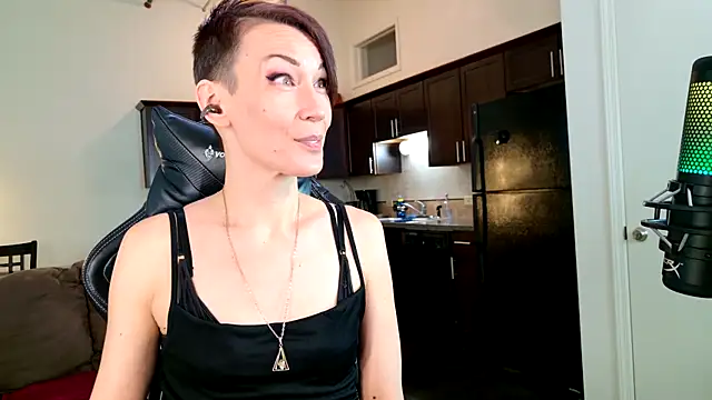 EveEnigma online show from 22, 3, 2025