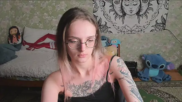 Cutie Adelia online show from 20, 5, 2026