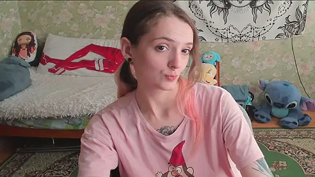 Snapshot of Cutie_Adelia chatting on 4, 6, 2026 Cutie Adelia online show from 4, 6, 2026