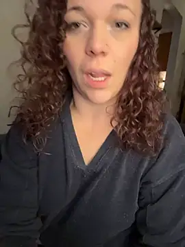 Snapshot of AuroraSummers chatting on 3, 3, 2026 AuroraSummers online show from 3, 3, 2026