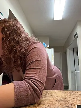 Snapshot of AuroraSummers chatting on 8, 3, 2026 AuroraSummers online show from 8, 3, 2026