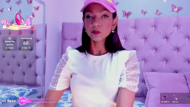 Snapshot of HannaPetit chatting on 5, 12, 2025 HannaPetit online show from 5, 12, 2025