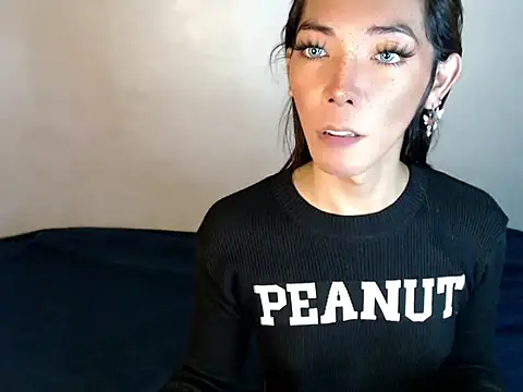 Snapshot of perly_169 chatting on 25, 1, 2025 perly 169 online show from 25, 1, 2025