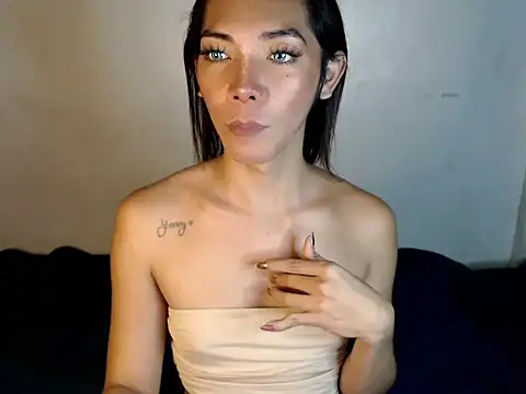 Snapshot of perly_169 chatting on 15, 2, 2025 perly 169 online show from 15, 2, 2025