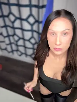 Fiona Kent  online show from 2, 3, 2025