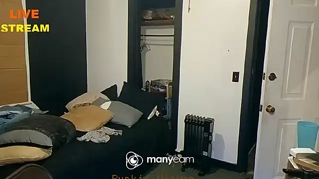 Punkie6669 online show from 7, 2, 2025