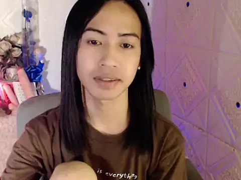 Lemonadexxx online show from 5, 1, 2025