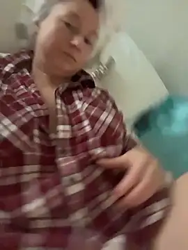 Snapshot of Vivian_MayXxX chatting on 16, 11, 2025 Vivian MayXxX online show from 16, 11, 2025