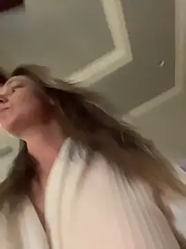 Snapshot of Vivian_MayXxX chatting on 21, 11, 2025 Vivian MayXxX online show from 21, 11, 2025