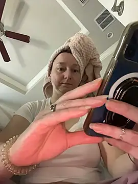 Snapshot of Vivian_MayXxX chatting on 10, 2, 2026 Vivian MayXxX online show from 10, 2, 2026