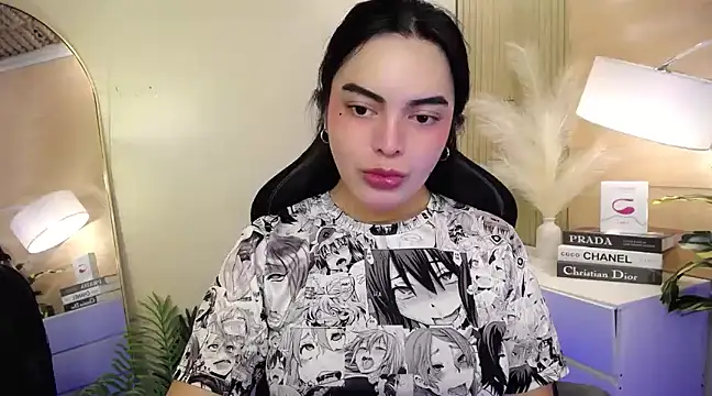 HotstuffCherrySummer online show from 19, 1, 2025