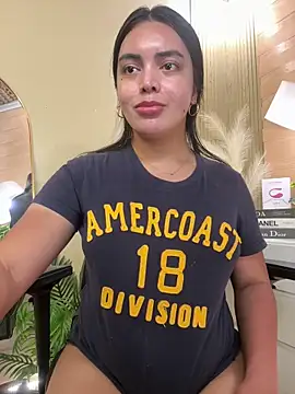 HotstuffCherrySummer online show from 18, 3, 2025