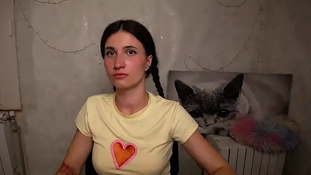 Snapshot of MaryEm976 chatting on 25, 5, 2026 MaryEm976 online show from 25, 5, 2026
