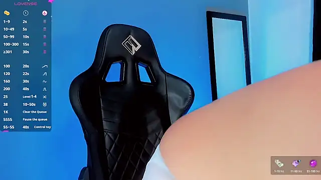 Thomas chubbyxhot online show from 8, 1, 2025