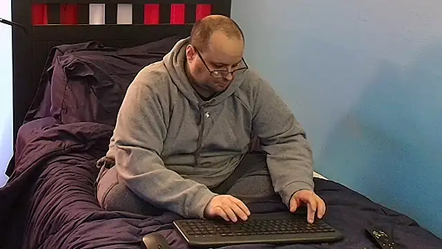 Snapshot of lefty15242 chatting on 11, 2, 2025 lefty15242 online show from 11, 2, 2025