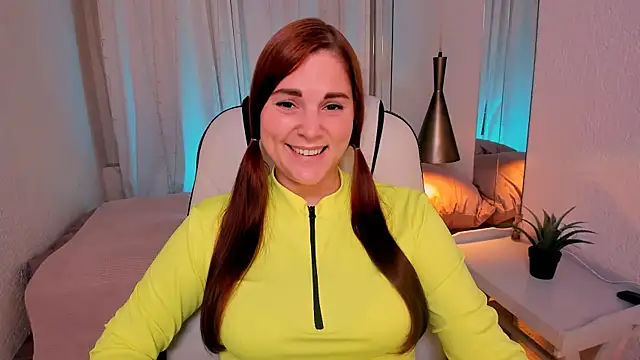 Snapshot of Ellis_Foxy chatting on 1, 2, 2025 Ellis Foxy online show from 1, 2, 2025