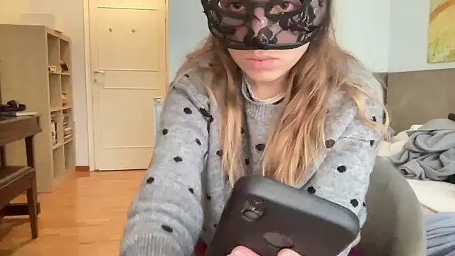 Mollyy998 online show from 9, 1, 2026