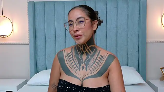 Snapshot of NicoleBlum chatting on 9, 7, 2026 NicoleBlum online show from 9, 7, 2026
