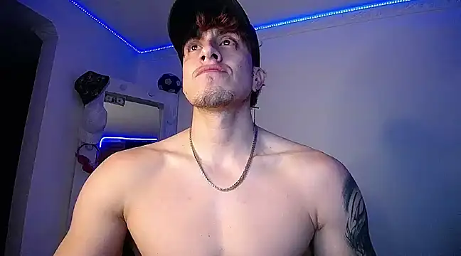 strongboy  online show from 30, 12, 2024