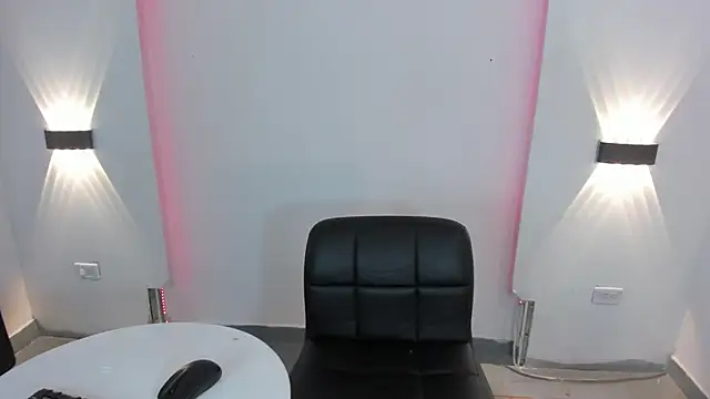 Snapshot of xGenesis_Miller_ chatting on 15, 9, 2025 xGenesis Miller  online show from 15, 9, 2025